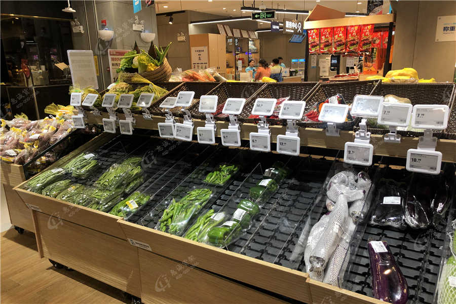 超市生鲜货架摆放图片