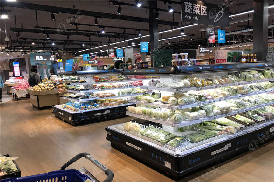 超市生鲜货架摆放图片