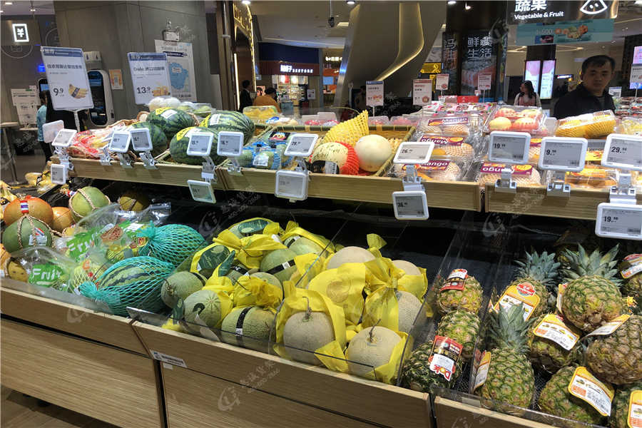 超市生鲜货架摆放图片