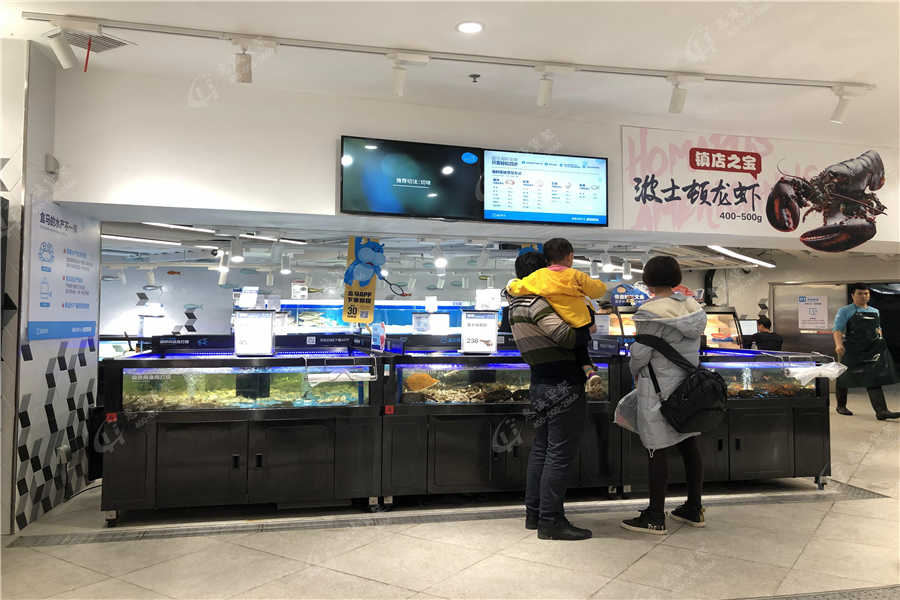 超市生鲜货架摆放图片