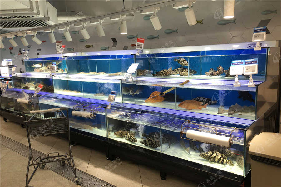 超市生鲜货架摆放图片